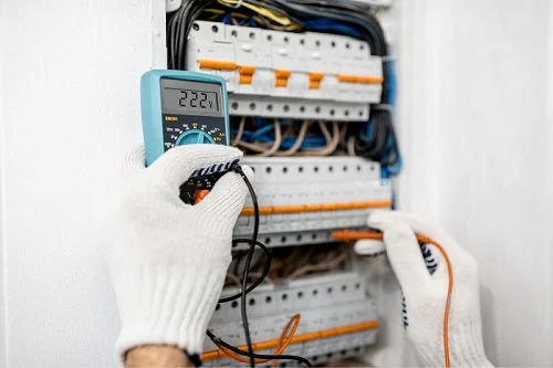 electrician-san-tan-valley-arizona-testing-electrical-panel